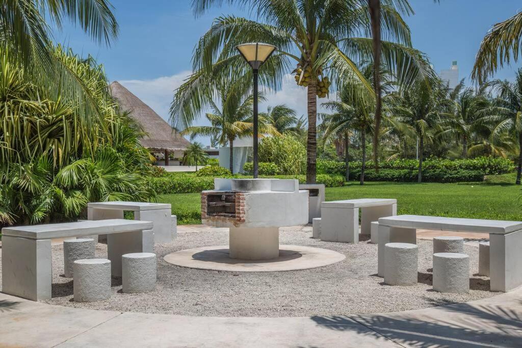 Reef Beachfront 3Bdr Apartment By Casa Paraiso Cancun Dış mekan fotoğraf